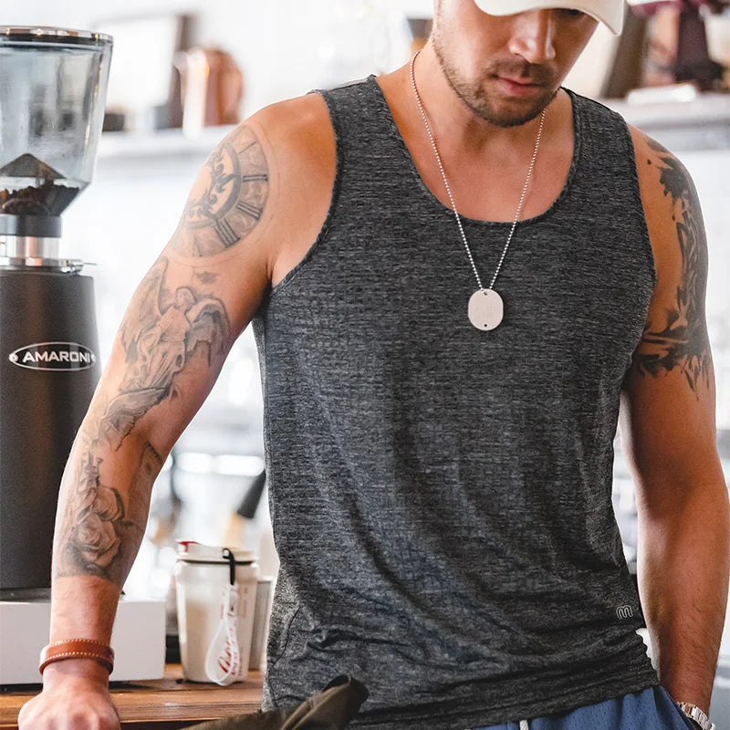 Maden Breathable Cool Workout Tank Tops for Men Gym Muscle Tank Undershirts Bodybuilding Sleeveless T Shirt Plain Sportswear Tee