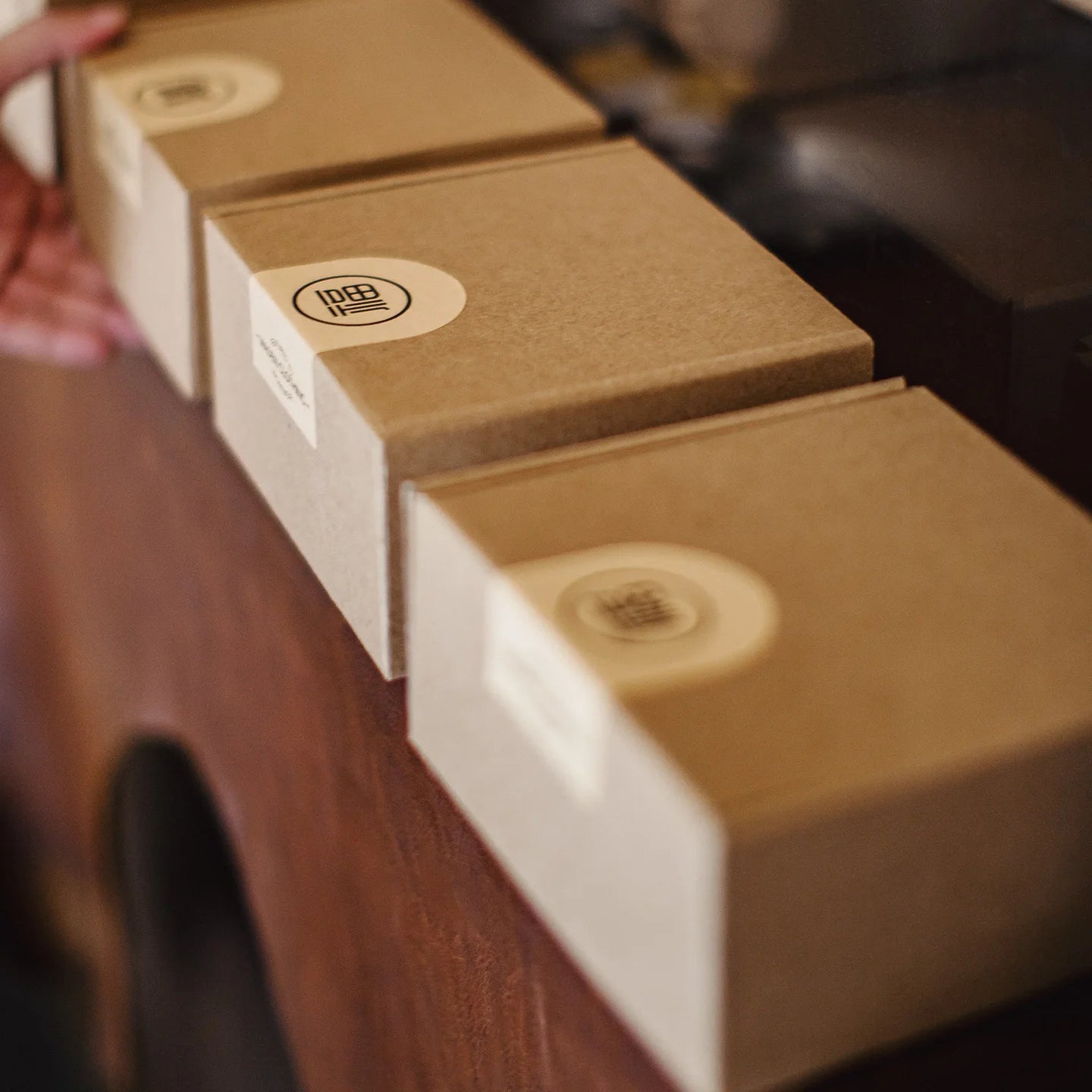 Maden Men’s Full Genuine Leather Belt Heavy Duty Casual Pants Belt Vintage American Style Single Prong Buckle Durable Waist Belt