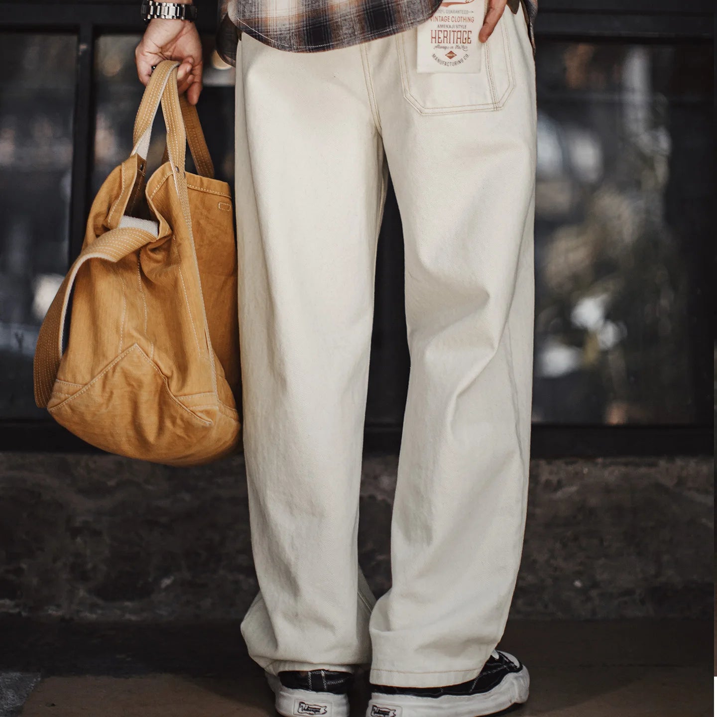 Maden Men's Vintage Heavyweight Washed White Jeans Straight 100% Cotton CleanFit Casual Pants with Zip Fly for Spring and Autumn