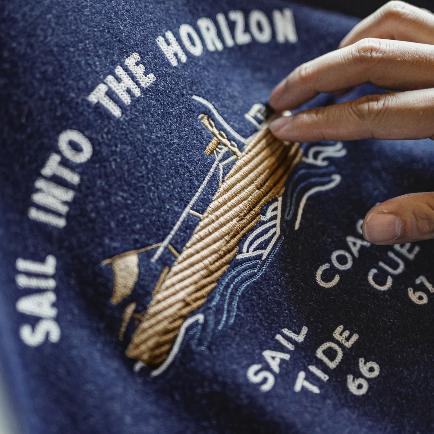 Maden Vintage Men's Blue Baseball Jacket Contrast Embroidery Knit Varsity Coat Short Zip-up Outerwear for Fall Winter Streetwear