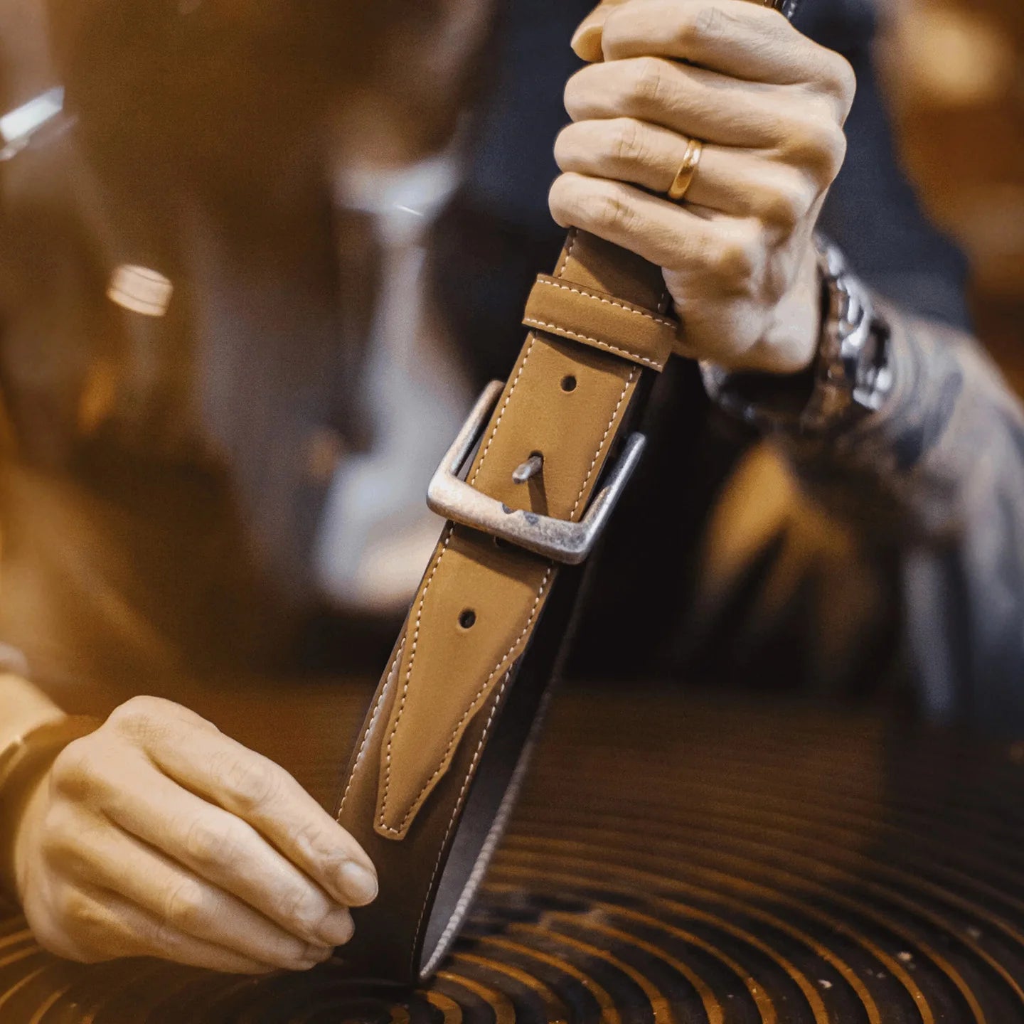 Maden Men’s Full Genuine Leather Belt Heavy Duty Casual Pants Belt Vintage American Style Single Prong Buckle Durable Waist Belt