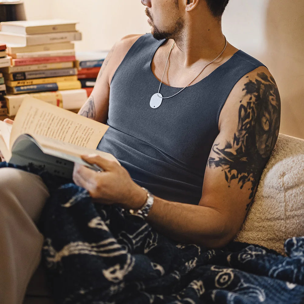 Maden Casual Solid Color Fleece Tank Tops Inner Layer Basic Tops for Men Versatile Seamless Vest Autumn Slim Fit Sleeveless Vest