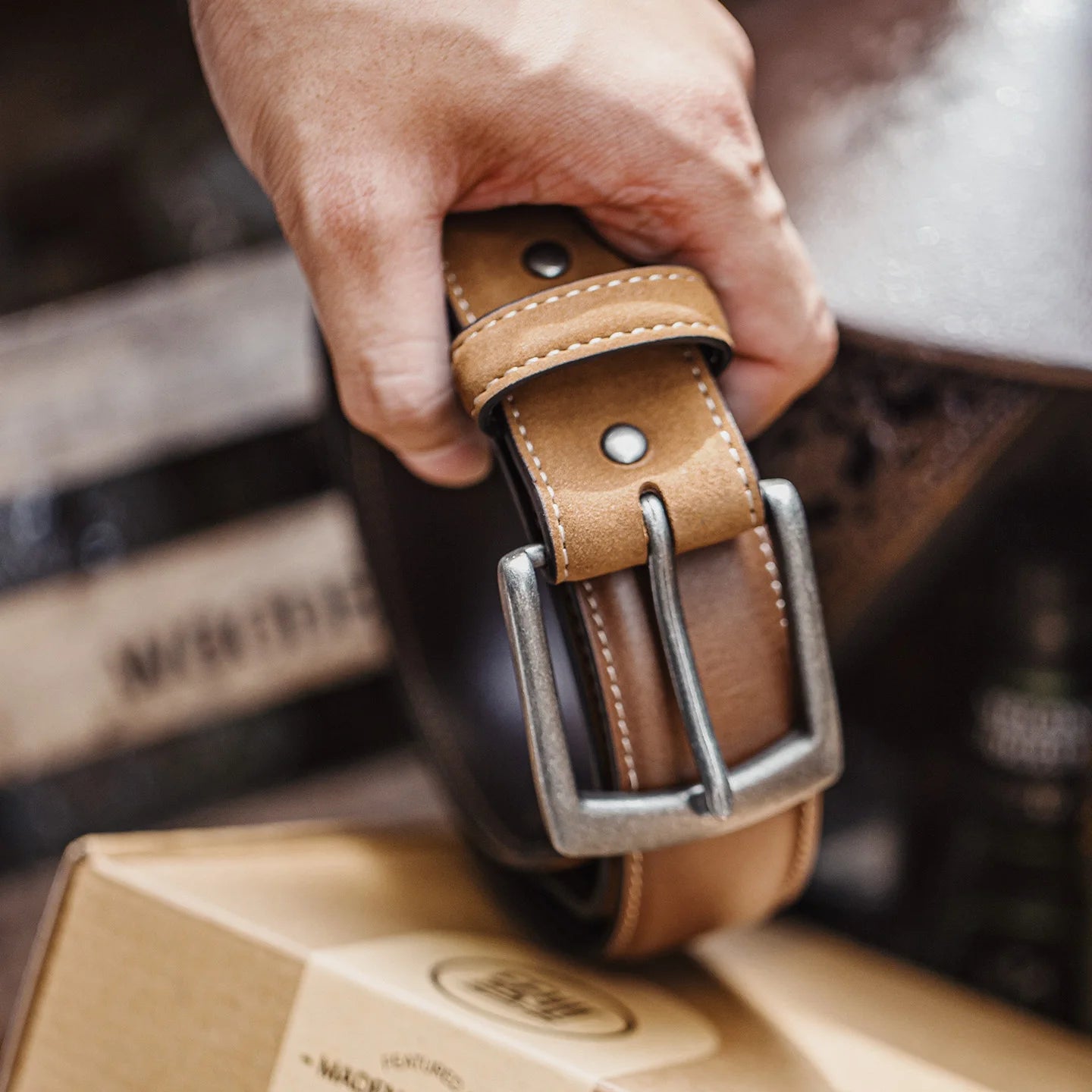 Maden Men’s Full Genuine Leather Belt Heavy Duty Casual Pants Belt Vintage American Style Single Prong Buckle Durable Waist Belt