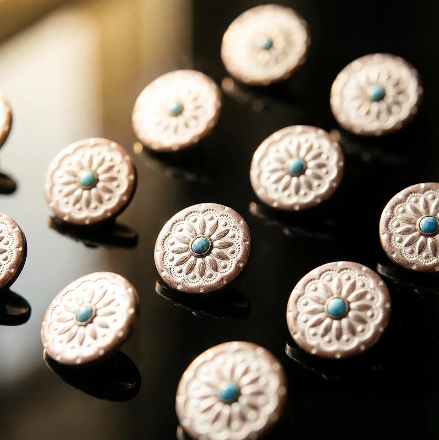 Maden Men‘s Vintage Washed Denim Jeans Blue Cotton Canvas Workwear Zipper Pants Loose Fit Casual Trousers for Spring and Autum